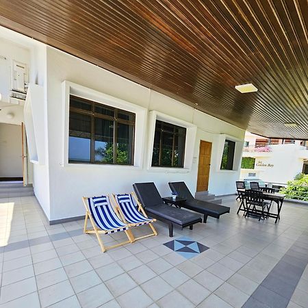 Little Heaven By Sky Hive, A Beach Front Bungalow Tanjung Bungah  Bagian luar foto